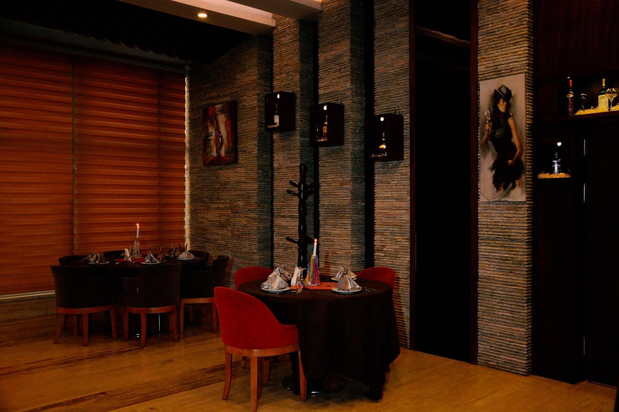 Paris Plaza Hotel Erbil Buitenkant foto